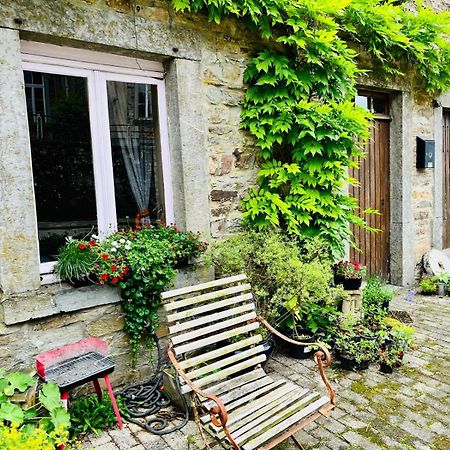 Villa Sous Les Feuilles Redu Exterior foto
